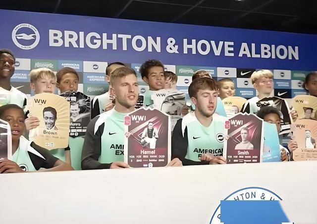 Kaiyun-英超今晨再迎强敌,巴塞罗那回应争议,主帅态度——引发热议,更衣室氛围转暖的简单介绍